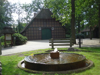 Heimathaus Heesligen - TuROW / Uta Koeneke Heimathaus Heesligen